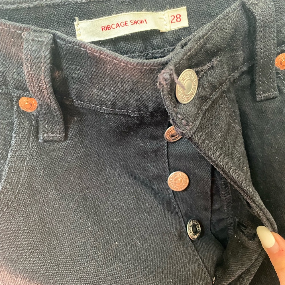 Levi’s Ribcage shorts - Picture 4 of 5